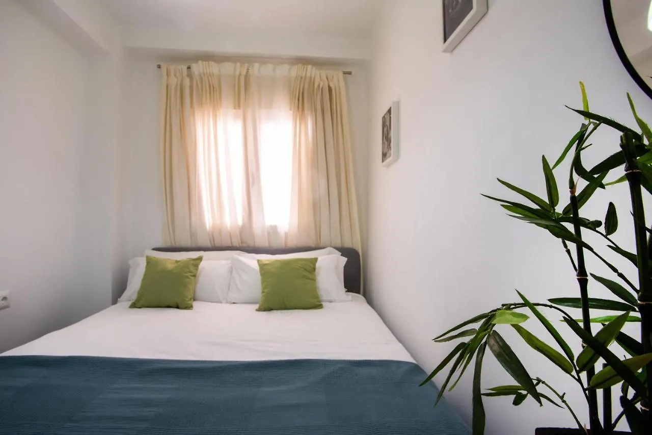 Holidays2Malaga Alta City Center Renovated 2 Bedrooms Apartment Wifi