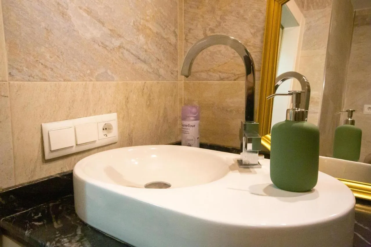 Holidays2Malaga Alta City Center Renovated 2 Bedrooms Apartment Wifi